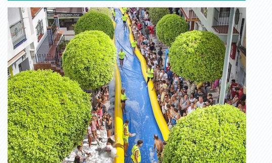 El sábado, tobogán acuático de 50 metros gratis en la calle Europa de Torremolinos