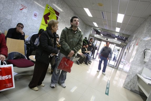 Diez días y cuatro meses para reanudar los cursos de formación, suspendidos en 2011