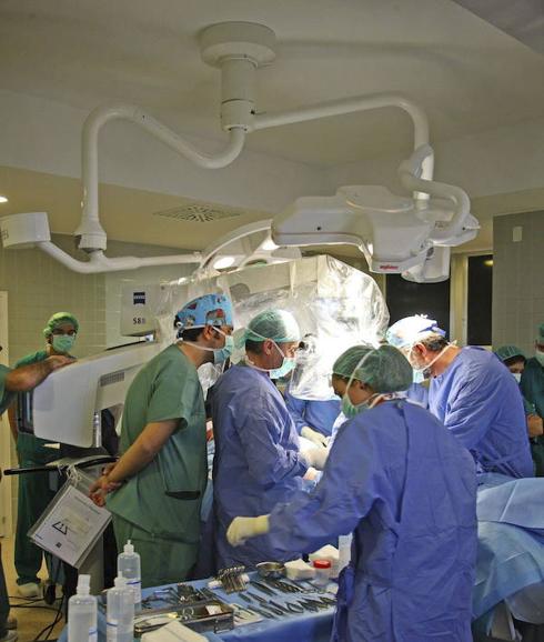 Los malagueños son los que más esperan para una operación en la sanidad pública andaluza