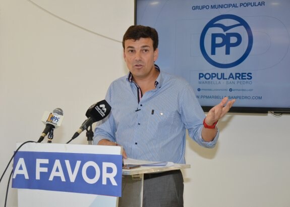 Cristóbal Garre, concejal del Partido Popular. :: lorena villalba