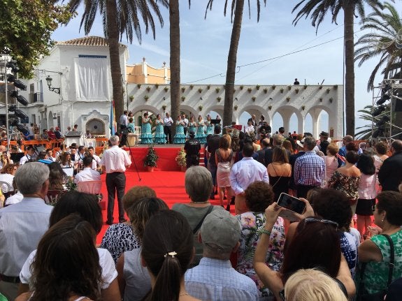 El pregón flamenco de la Peña La Soleá abre cinco días de fiestas en Nerja