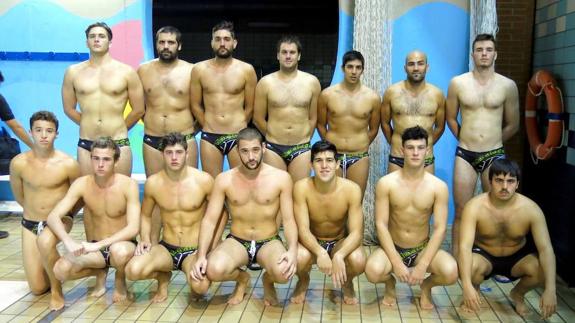 Plantilla del primer equipo del Club Waterpolo Málaga de esta temporada. 