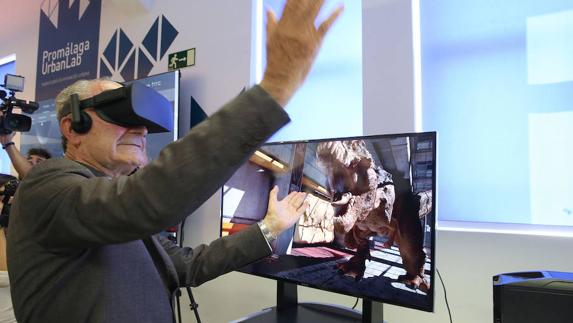 Una sala de juegos de realidad virtual abre al público en Tabacalera