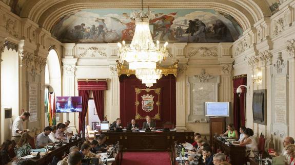 Vista general del salón de plenos del Ayuntamiento de Málaga.