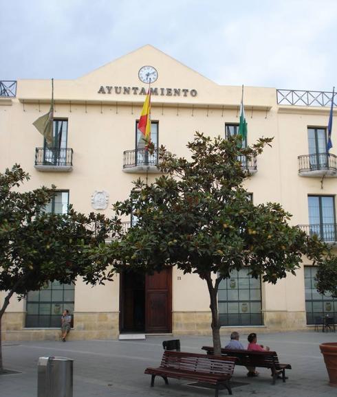 UGT condena la agresión al funcionario y a las concejalas del Ayuntamiento de Vélez-Málaga