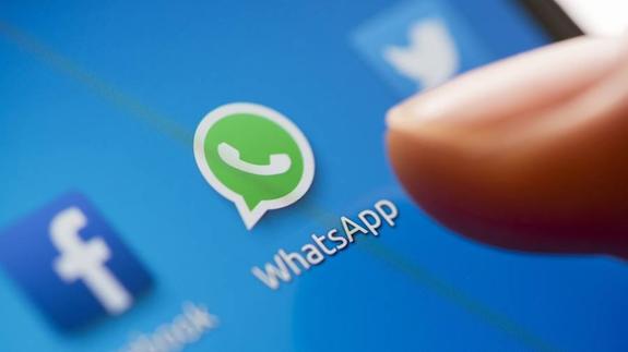 Bloqueo a las fotos falsas: ¿adiós al negro de WhatsApp?