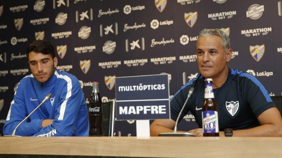 Álex Sánchez y Sergio Pellicer, ayer en una rueda de prensa en La Rosaleda 