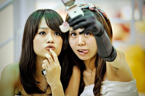 La historia de Xiaoli, cuya imagen no ha trascendido, refleja aspectos de la sociedad china como la fascinación  por la tecnología. 