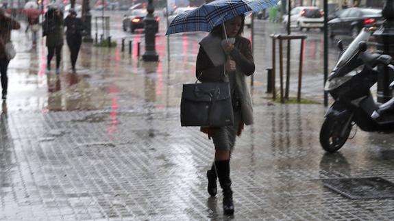 Las fuertes lluvias son una constante hoy en toda España. 