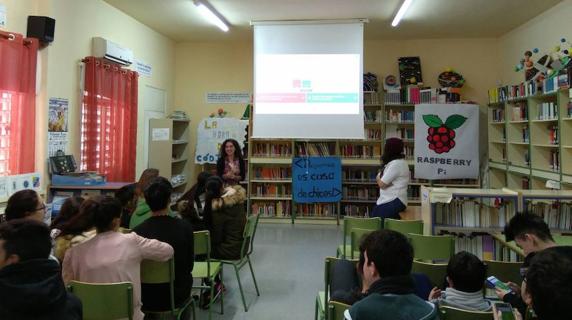 Gema Sánchez fue una de las profesionales que compartió su experiencia con los alumnos.