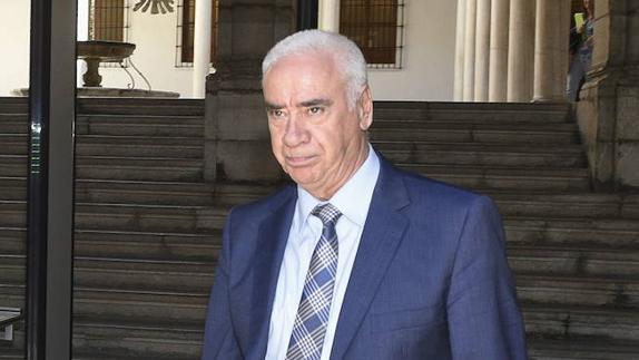 Luciano Alonso, tras declarar en el TSJA como investigado. 