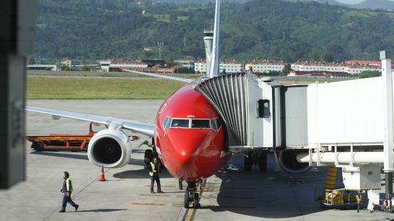 Avión de la compañía Norwegian, que volará en temporada alta a Hannover y Düsseldorf. 