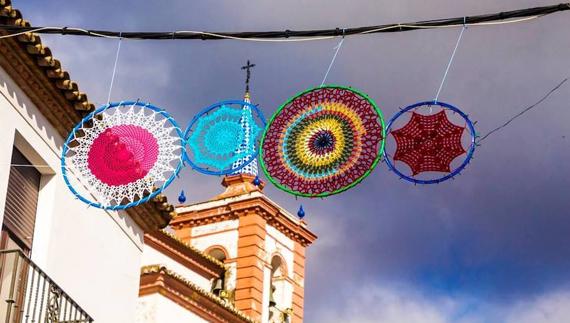 Uno de los adornos que sustituye al tradicional alumbrado. 