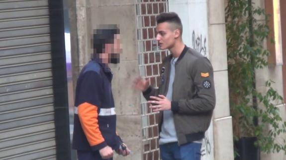 El repartidor al que llamaron 'cara anchoa' asegura que el youtuber le insultó en dos ocasiones