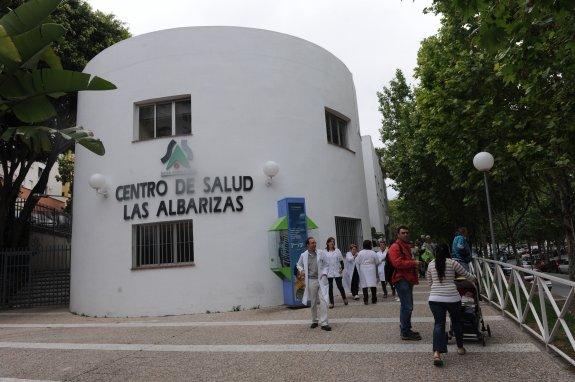 Centro de salud de Las Albarizas, donde se produjo la agresión. :: josele-lanza