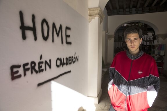 Efrén Calderón monta su 'Home' en la Sociedad Económica de la mano de Iniciarte. 