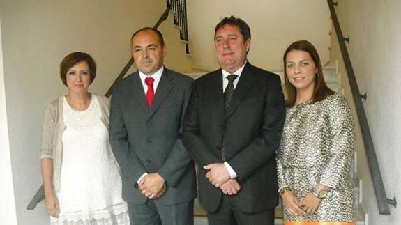 Cuatro de los concejales que han presentado la moción.