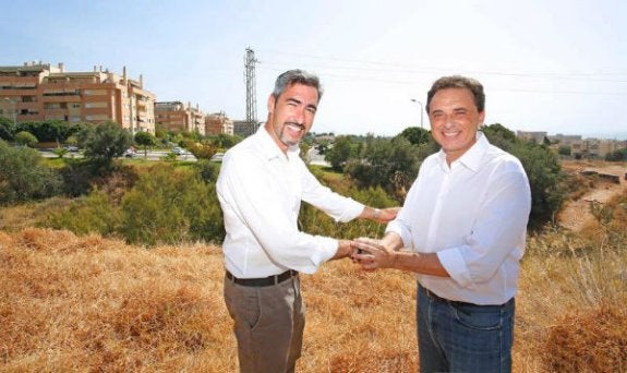 Navas y Ortiz, en el límite entre Benalmádena y Torremolinos. :: a. g.
