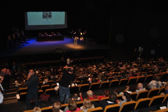 Imagen del interior del Teatro Felipe VI durante uno de sus actos.