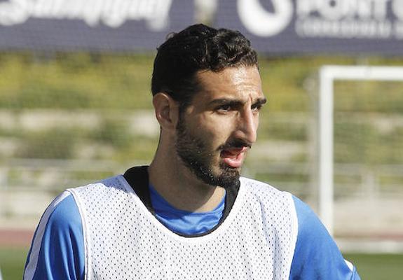 El centrocampista alicantino está muy contento por el recibimiento recibido en Málaga