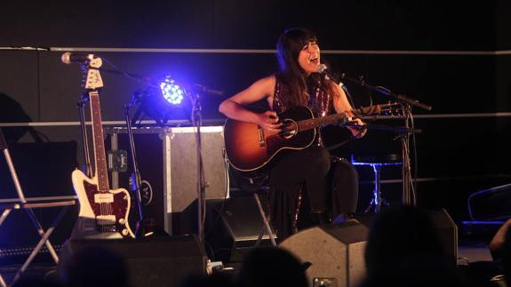 Anni B Sweet, durante el concierto de anoche en el Albéniz. 
