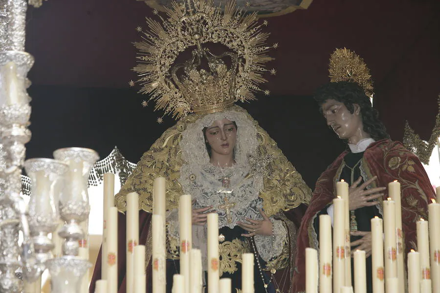 La Virgen de la Merced, acompañada por San Juan Evangelista
