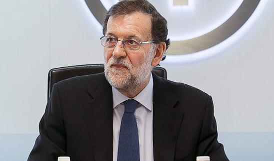 Rajoy, Santamaría, Maillo y Arenas arropan a Moreno en su congreso en un momento clave por la candidatura de Susana Díaz