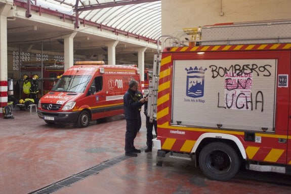 De la Torre plantea cambiar los turnos de los bomberos para reducir su jornada laboral
