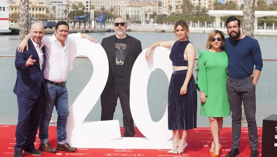 Álex de la Iglesia abre el Festival de Málaga con 'El bar', un 'thriller'  con tintes de comedia | Diario Sur