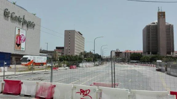 Imagen de archivo del tramo del metro en la Avenida de Andalucía.