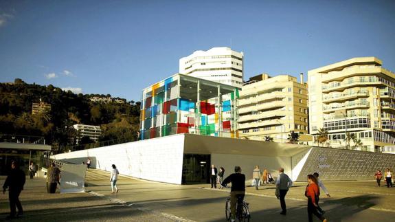 El Pompidou y Muelle Uno acogen varias actividades estos días.