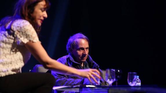 Michel Houellebecq cumplió con su papel estelar en la cita libresca de La Térmica. 