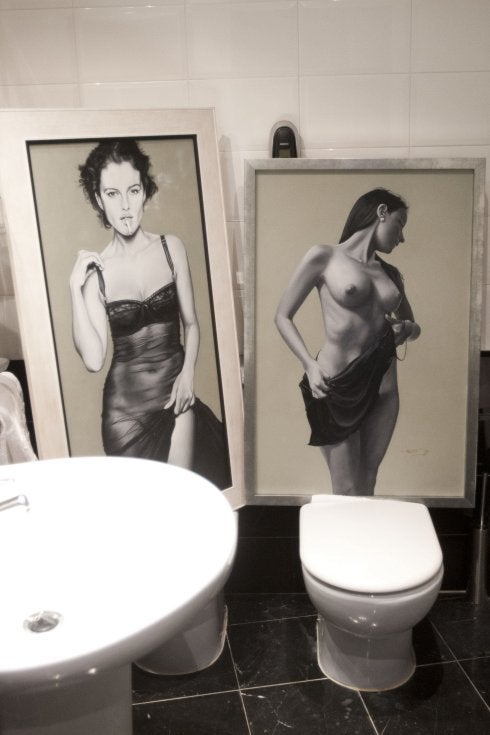  Habitaciones. Las estancias del Room Mate Larios acogen las propuestas de las galerías presentes en Art&Breakfast. 