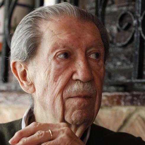 Manuel Alcántara agradeció la distinción desde Málaga. 