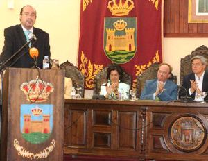 La Línea pide paso en el Foro a Tres en el pleno de su 137 aniversario