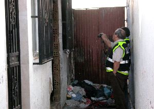 Ingresan en un reformatorio tres menores por quemar y matar a un hombre en Lucena
