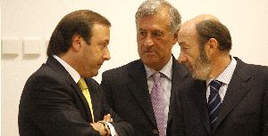Rubalcaba inaugura la nueva Comisaría, una de las más grandes de Andalucía