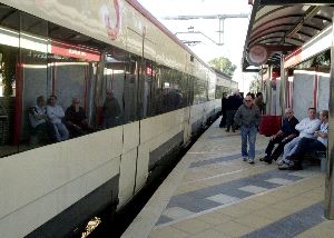 Fomento plantea como primera opción que el tren litoral comparta trazado con la línea de cercanías