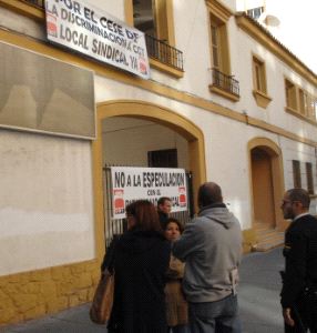 El sindicato CGT ocupa por la fuerza el antiguo edificio de RNE
