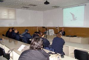 VIGILANTES AMBIENTALES. Los alumnos colaborarán con la SEO en censos demográficos. / SUR