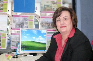 SECTOR. Gema García, en la Inmobiliaria Unisol. / A. CH.