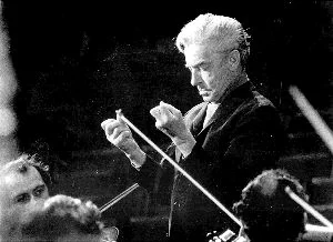 PASIÓN. Karajan logró popularizar la música clásica. / SUR