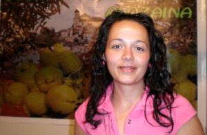 Juana Lima, propietaria de Aceitunas Lima: «Aliñamos las aceitunas como lo hacían los abuelos»