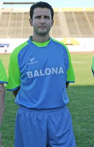 SEGURO. David Rico, durante la presentación oficial de la Balompédica esta temporada. / SUR