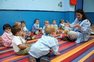 El Materno detecta hasta 200 virus infantiles con las guarderías como principal foco de contagio