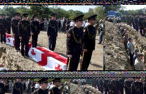 IMPOTENCIA. Gómez Noya llegó a la meta castigado por el dolor. / REUTERS