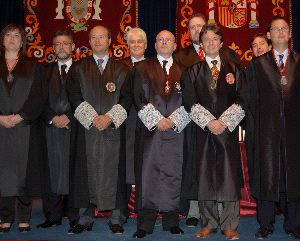 Compromiso por una defensa entre iguales