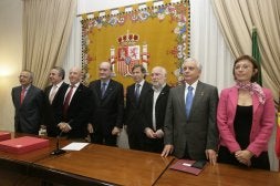 García, Pendón, Herrera, De la Torre, León, Ferrer, López Luna y Gámez, ayer. / ANTONIO SALAS