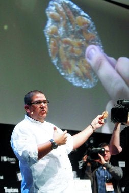 «Cómo hacer un tomate que parezca un tomate pero no es un tomate»