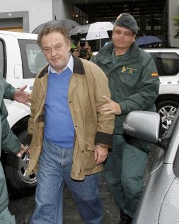 El arquitecto, durante su traslado. / EVA GUZMÁN